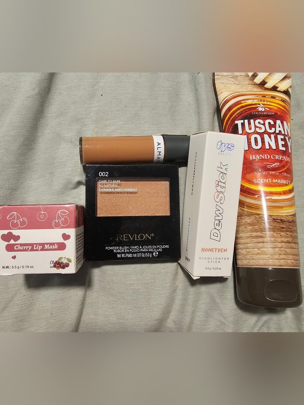 5 Pc Set!Revlon Blush, Almay Lipgloss, Tys Highlighter, Lip Scrub,hand Cream!